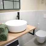Kiki's Sea View *