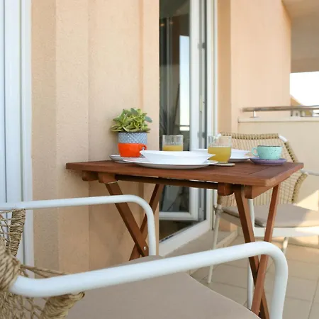 Kiki's Sea View Studio's Appartement