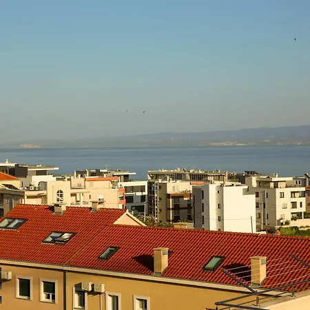 Appartement Kiki's Sea View Studio's *