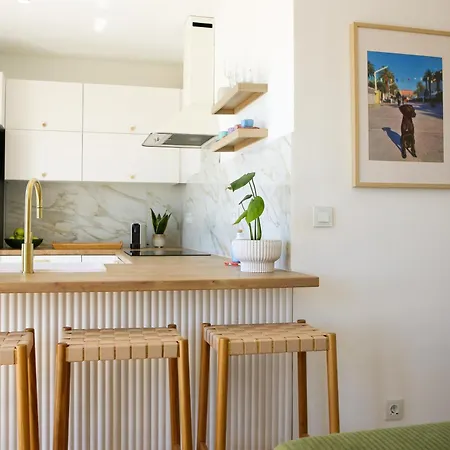 Kiki's Sea View Studio's Appartement