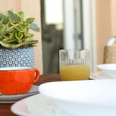 شقة Kiki's Sea View *